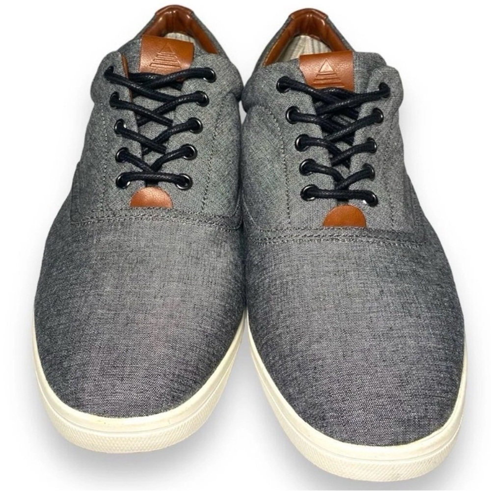 Aldo denim. Men  casual sneakers size 10 gray. EUC preppy